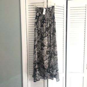 Black + white dress S